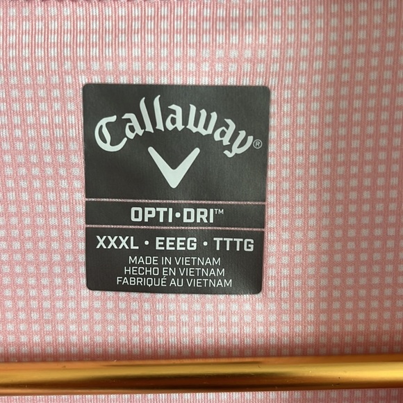 Men’s light pink patterned polo. - Picture 2 of 3